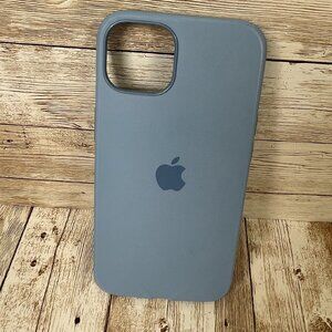 Apple Silicone Case with MagSafe for iPhone 13 Blue Fog